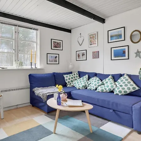 Holiday home Stunning In Aakirkeby With Wifi